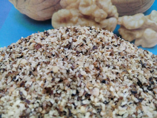 خرید پودر مغز گردو آذرشهر مناسب فسنجان و روغن گیری با قیمت ارزان و اقتصادی و ارسال رایگان آجیل بار